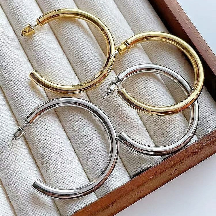 European And American Copper-plated Gold Thick Hoop Earrings Curren