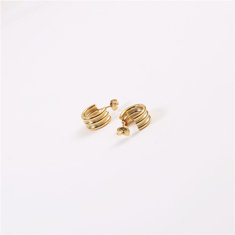 French retro style earrings null