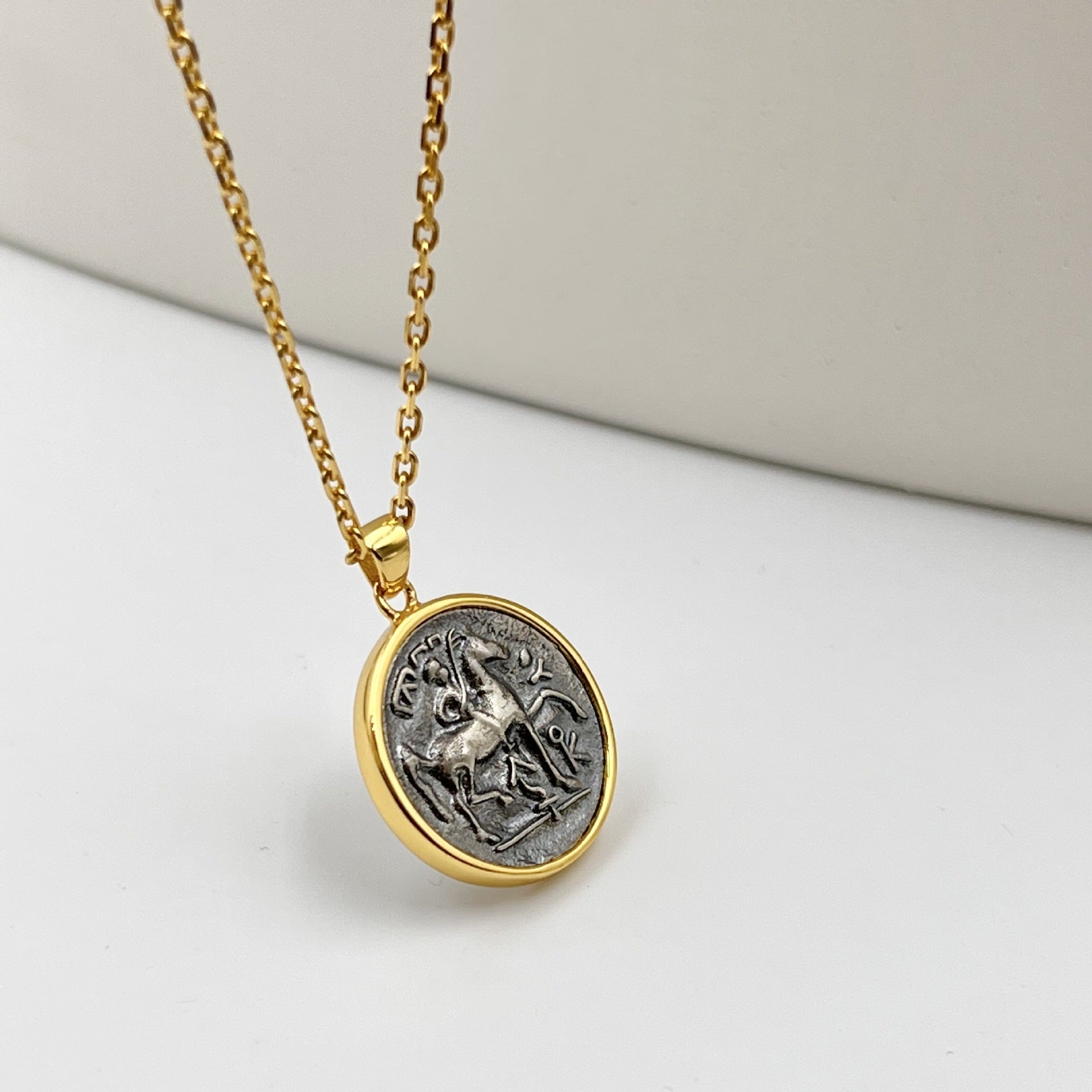 Women's High-grade Element Portrait Sterling Silver Necklace Curren