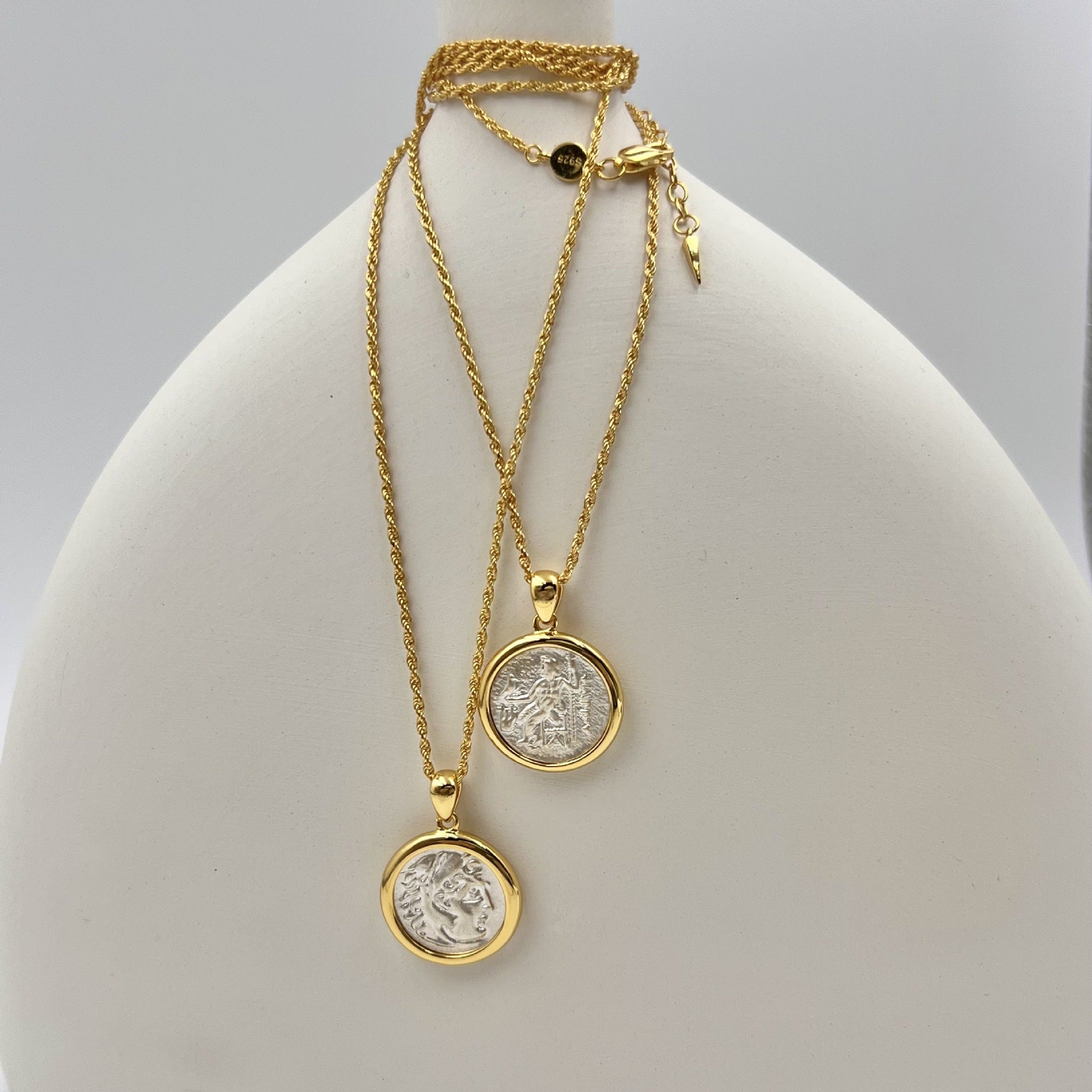 Women's High-grade Element Portrait Sterling Silver Necklace Curren