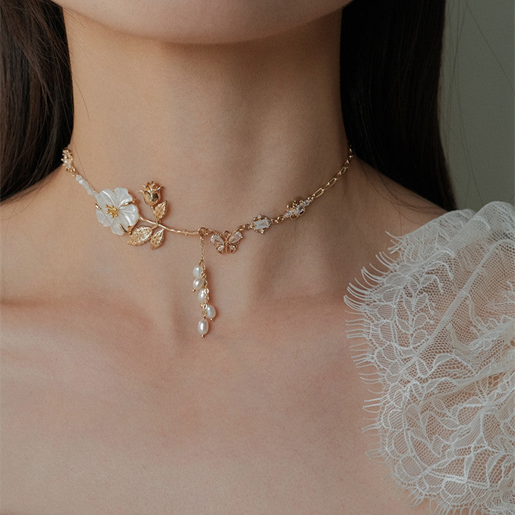 Women's Retro Court French Elegant Necklace Curren