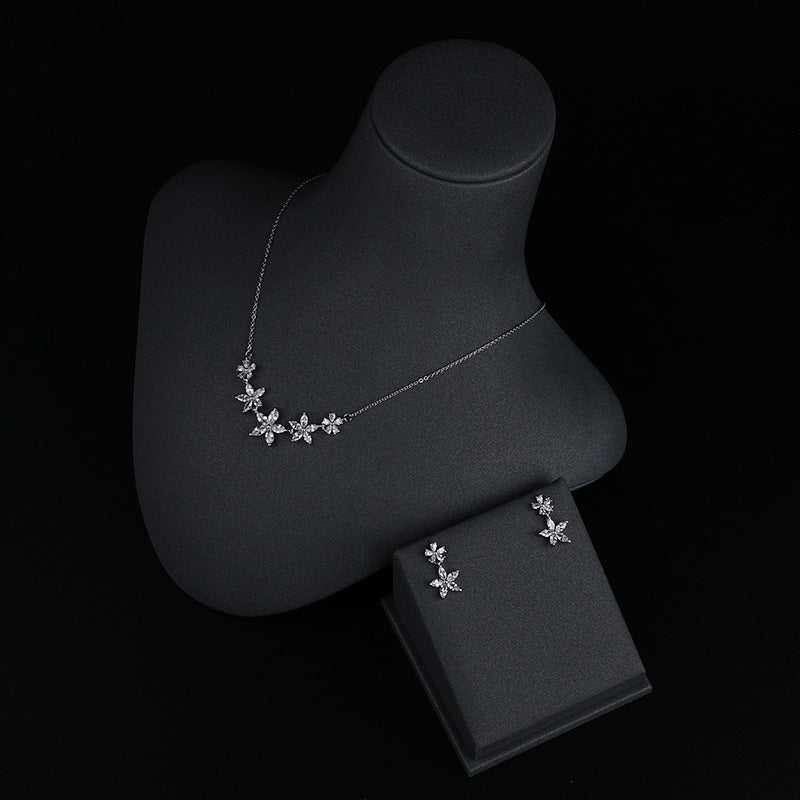 Simple High-end Temperament Petty Cash Earrings Necklace Zirconium Set Curren