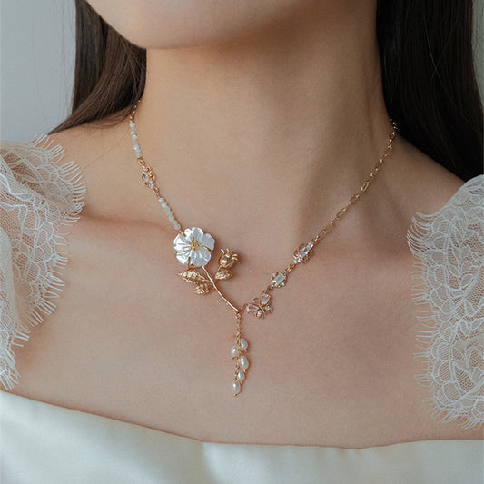 Women's Retro Court French Elegant Necklace Curren