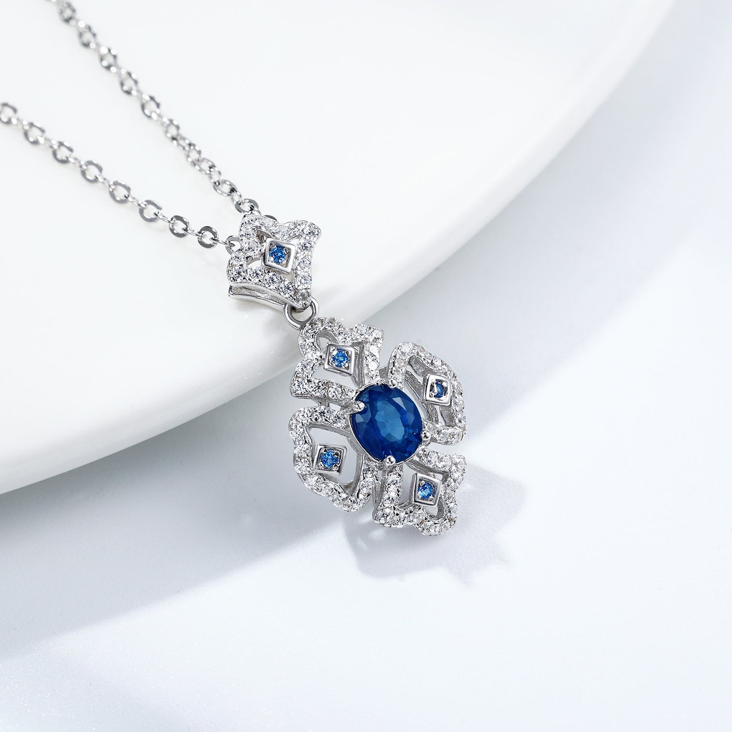S925 Silver Retro Pattern Necklace Women's Versatile Natural Sapphire Pendant Curren